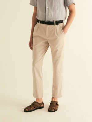 Relaxed pleat front chino trouser