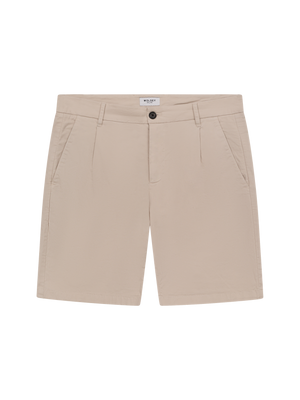 Relaxed pleat front chino short