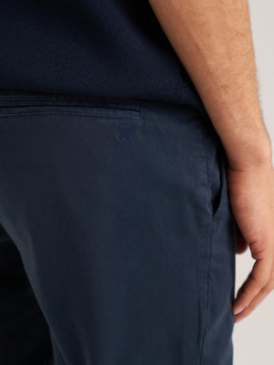 Relaxed pleat front chino trouser
